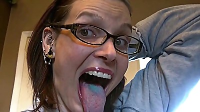 Megan Majors's lengthy tongue - fetish